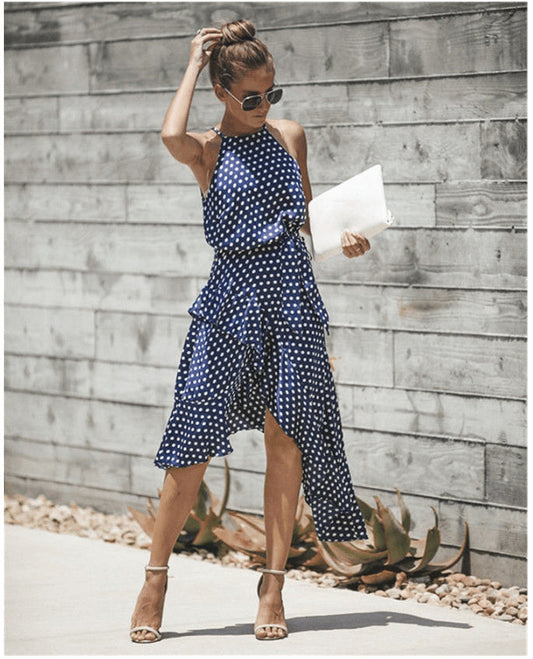From Sunshine to Sweater Weather: How to Transition Your Wardrobe with Style