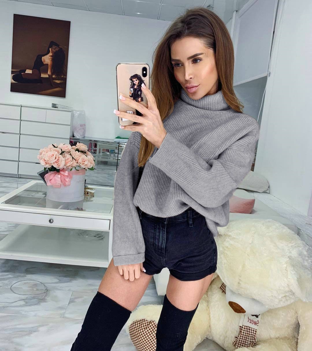 Autumn and Winter Hot Tops Sexy High Neck Comfortable Loose Mid Length Tops